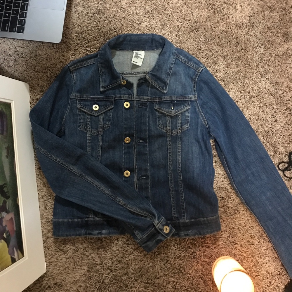 Women’s denim jacket